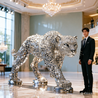 Sculpture de léopard personnalisée ornée de diamants - Ornement animalier en fibre de verre (Salons, Boutiques, Hôtels, Centres commerciaux, Salles d'exposition)