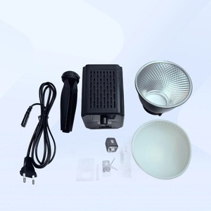 Anneau lumineux LED portable rechargeable pour selfie, idéal pour la photographie en studio, la vidéo <span class=keywords><strong>et</strong></span> l'éclairage d'appoint - Product Image 4