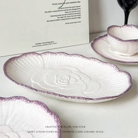 Vaisselle en céramique de style européen violet, mignonne, avec bordure florale, en porcelaine, pour la vente en gros en usine : bols et assiettes
