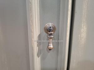 Buffet en bois classique artisanal de haute qualité pour la décoration de la maison Fabriqué en Indonésie - Product Image 6