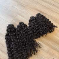 Extensions de cheveux humains indiens bruts bouclés non traités en vrac pour tissage
