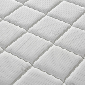 Matelas Simmons avec surmatelas en latex, fermeté moyenne, ressorts ensachés pour une soutien corporel complet, idéal pour la chambre à coucher - Product Image 2