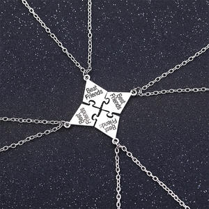 Collar con Colgante <span class=keywords><strong>de</strong></span> Letra 'Best Friends' en Aleación Plateada con Diseño Geométrico Moderno, Regalo Creativo <span class=keywords><strong>de</strong></span> Cumpleaños para <span class=keywords><strong>Amigas</strong></span> - Product Image 2