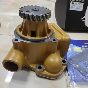 6151-61-1101 6151-61-1102 6151-61-1103 6151-61-1121 Bomba de Agua para PC300-3 PC400-5 6D125 - Product Image 3