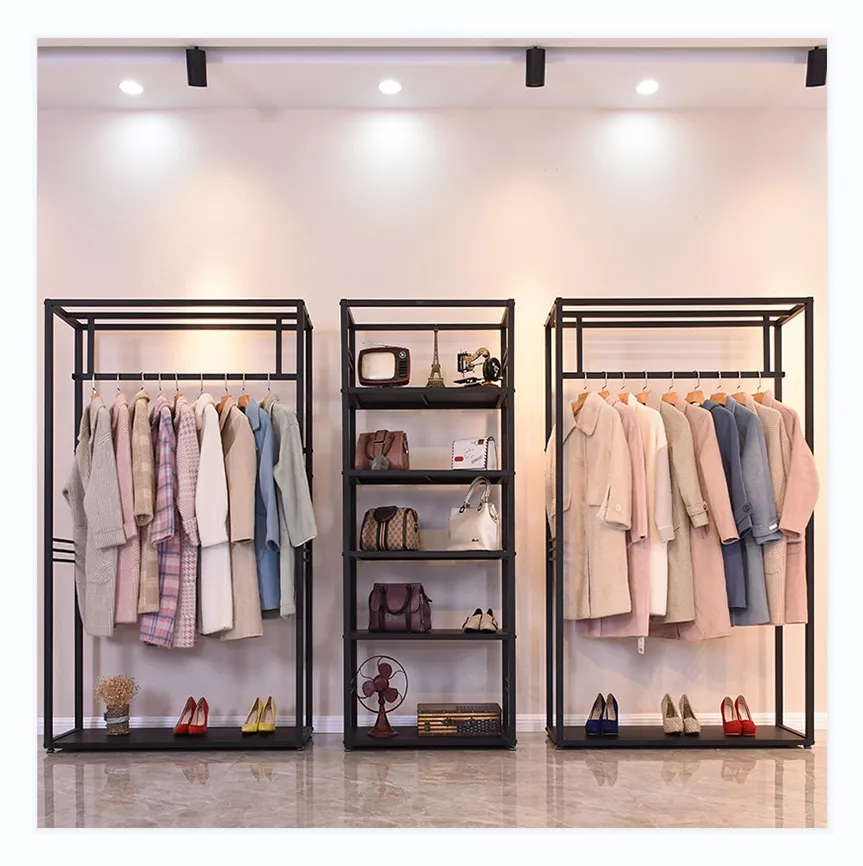 Boutique Clothes Shop Kunden spezifische LOGO Garment Rack Stand Regal Frauen Metall Golden Kleider ständer Display Racks für Bekleidungs geschäft