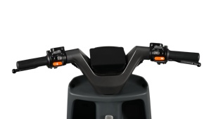 China Factory 1000W 76V Adult 3.0* Motorcycle for Delivery - Product Image 3