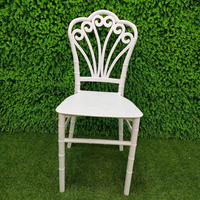 Chaises de salle à manger en plastique blanc empilables pour hôtels et restaurants, style ferme moderne, garantie 3 ans, lot de 10 – Vente chaude