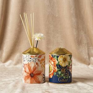 Elegante Juego de 2 Difusores de Aroma de Porcelana con Tapa Dorada y Diseño Floral, Recipientes de Cerámica para Aceites Esenciales, para el Hogar, Sala de Estar, Regalo - Product Image 2