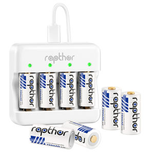 Rapthor Lot de 8 batteries au lithium rechargeables CR123A 3,7 V 750 mAh avec chargeur, compatibles avec les caméras Arlo, les lampes de poche et les capteurs - Product Image 1