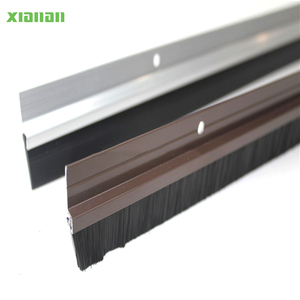 צבע חום pvc/אלומיניום בסיס איטום מברשת תחת חותמות דלת כדי למנוע אבק ופלטת דלת מים