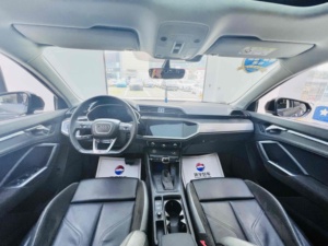 Acceptation des commandes personnalisées – <span class=keywords><strong>Audi</strong></span> <span class=keywords><strong>Q3</strong></span> <span class=keywords><strong>35</strong></span> <span class=keywords><strong>TFSI</strong></span> 7 vitesses, double embrayage, essence, automatique, Performance Premio, véhicule d'occasion à prix équitable - Product Image 6