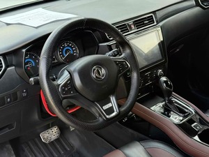 Auto Usado de Marca China para Exportación, Dongfeng <span class=keywords><strong>Fencon</strong></span> 580 2016, 1.5T CVT, 7 Asientos, Edición Confort, Auto a Gasolina - Product Image 5