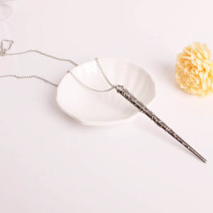 Offre Spéciale Anime ancien argent <span class=keywords><strong>Hermione</strong></span> os Sirius <span class=keywords><strong>baguette</strong></span> <span class=keywords><strong>magique</strong></span> Vintage alliage Harry métal porte-clés colliers magiques - Product Image 4