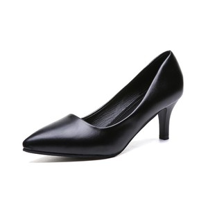 Por qué nos gustan tanto los tacones negros? - Blog de diDom