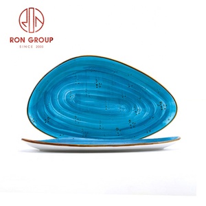 Vajilla de porcelana fina de estilo nórdico para cena, platos triangulares de 11 pulgadas, pescado, pizza, personalizado, azul, para restaurantes - Product Image 2