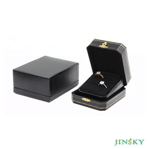 Boîte à bijoux en similicuir personnalisée avec logo imprimé pour bijoux élégants - Product Image 5