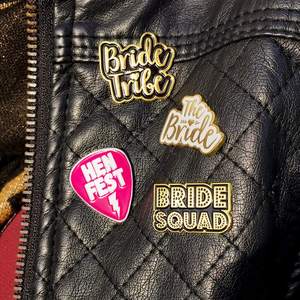 Badge magnétique personnalisé, broche, épingle, accessoire floral fait main, sans plomb, sans nickel, Ramadan, Malaisie, hijab, écharpe, châle, vintage - Product Image 1