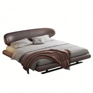Cama Flotante Moderna y Sencilla de Diseño Personalizado con Base de Madera de Roble Ecológica y Panel de Aglomerado, Tapizada en Cuero Genuino - Product Image 1