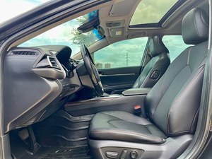 Voiture d'<span class=keywords><strong>occasion</strong></span> à bas <span class=keywords><strong>prix</strong></span>, <span class=keywords><strong>Toyota</strong></span> <span class=keywords><strong>Camry</strong></span> <span class=keywords><strong>2018</strong></span> 2.0G édition luxe d'<span class=keywords><strong>occasion</strong></span>, zéro accident, inspection de sécurité, noir - Product Image 5