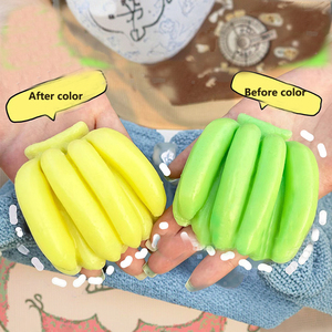 Jouet Squishy en TPR en forme de banane de 7,5 cm qui change de couleur, anti-stress, cadeau pour enfants et adultes, jouet à presser pour la décompression - Product Image 1