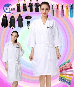 Bata de Peluquería Impermeable con Logotipo Personalizado, Uniforme de Poliéster para Spa y Salón de Belleza, Bata de Barbero Estilo Kimono con Bolsillo - Product Image 1