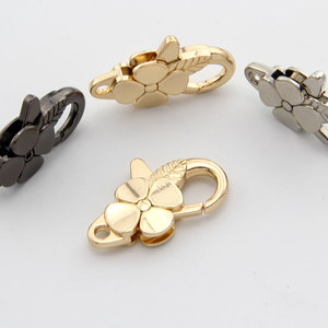 Cỏ Ba Lá tôm hùm Clasp <span class=keywords><strong>Keychain</strong></span> kim loại hoa móc chìa khóa mùa xuân khóa phần cứng Túi phụ kiện cỏ ba lá móc móc <span class=keywords><strong>Keychain</strong></span> số lượng lớn - Product Image 4