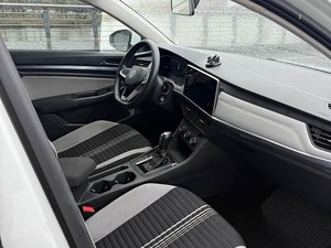 Volkswagen <span class=keywords><strong>Bora</strong></span> <span class=keywords><strong>Usado</strong></span> Premium para Exportación a Rusia, Edición Changxing 2023 200TSI DSG, 1.2T L4 116HP - Product Image 6
