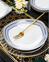 Europäisches Modernes Keramik-Besteckset Sechzig Teile Hochzeits-Weihnachtsgeschenk Multi-Goldmedaillen-Keramik-Weihnachtsbesteckset
