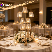 Candélabre élégant en métal doré LEDA, porte-bougie en verre à 7 lumières pour la décoration de table de réception de mariage