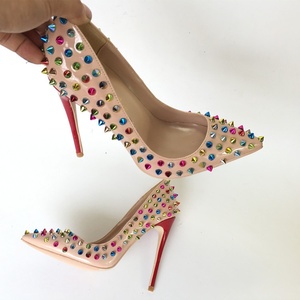 Nouvelles Chaussures à Talons Hauts pour Femme Printemps 2026, Colorées Unies, Ornées de Clous, Talon Fin 12CM, Bout Pointu, À Enfiler, Rivets, Tige en PU, Rehaussantes - Product Image 3