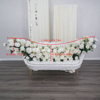 Luxuriöser, hochwertiger, handgefertigter weißer Rosen-Tischläufer, breit in der Mitte und schmal oben, 200 cm, für Hochzeiten, Hotels und Veranstaltungen.