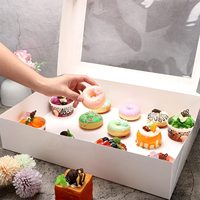 Boîte cadeau en carton blanc en vrac avec fenêtre transparente idéale pour la pâtisserie, l'emballage cosmétique de faveur de fête de mariage