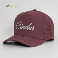 Casquette de baseball structurée à 5 panneaux avec logo brodé personnalisé, en nylon, avec trous découpés au laser, respirante, pour la course à pied, unisexe