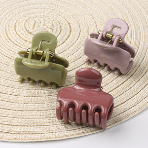 Großhandel Neue Modische Haaraccessoires 5cm Kleine Geleeartige Farbige Kunststoff-Haarklammer Hochwertige Vielseitige Damen-Haarspange - Product Image 4