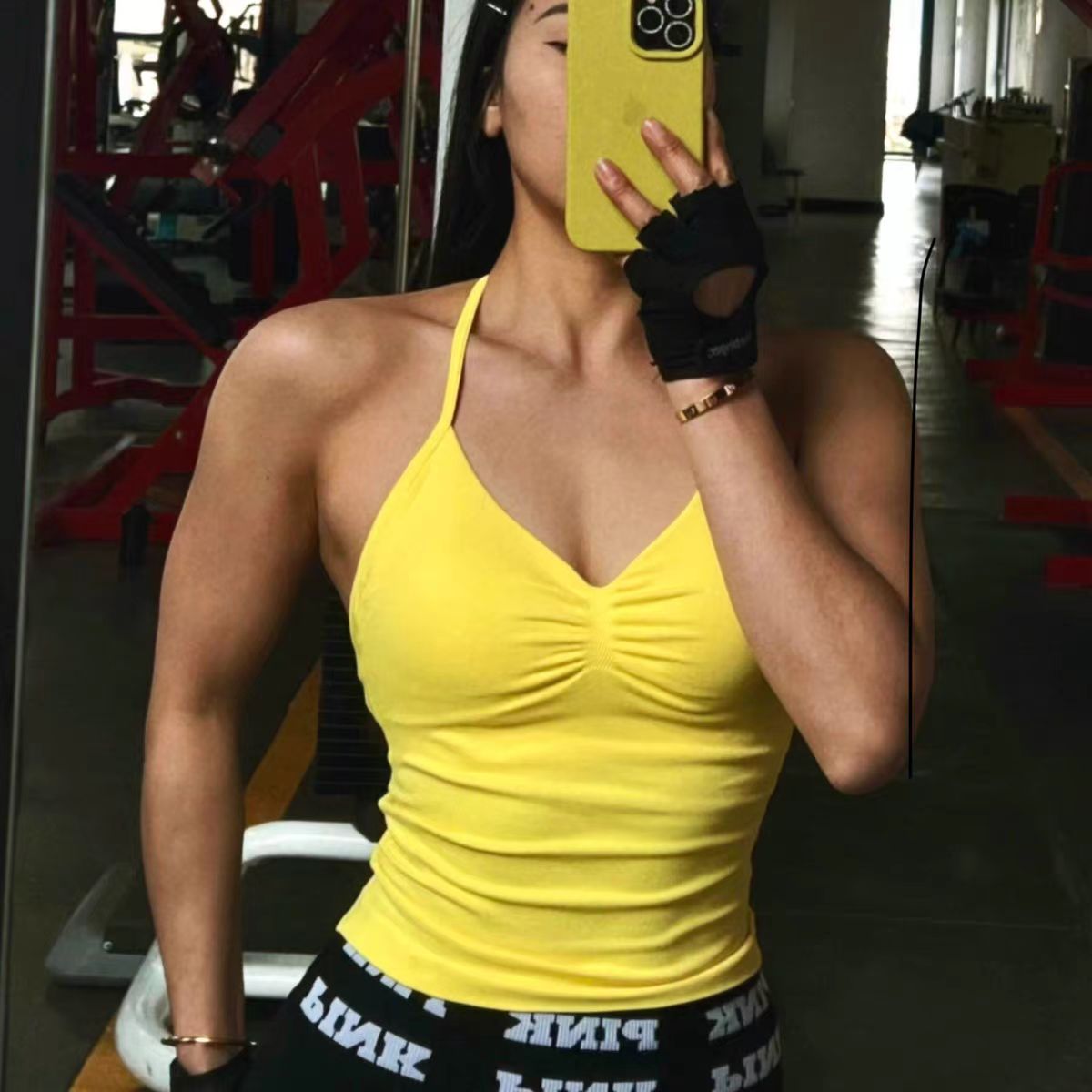 Sexy V Neck Gym Tank Top Women Seamless Sports Top Vests Sleeveless Running Tank Top Slim Fit Yoga Wear Pad Workout Vest