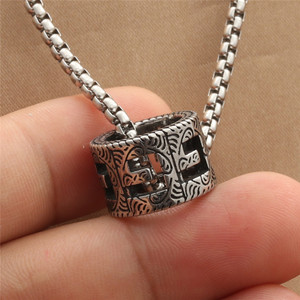 Collier pendentif géométrique en acier inoxydable pour homme, style punk rétro ajouré, bijoux de mode - Product Image 4