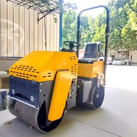 Rouleau tandem hydraulique complet fiable de 1.5 tonnes Double éclairage LED avant et arrière Rouleau de route de construction de nuit pratique