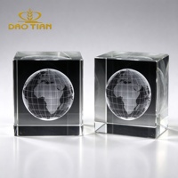 Cube de cristal de la Terre gravé au laser 3D personnalisé, dans un bloc de verre, presse-papiers, souvenir d'entreprise, cadeau avec boîte cadeau