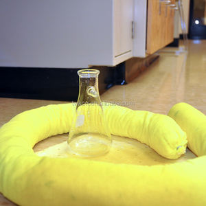 Calza assorbente 100% polipropilene per il controllo di emergenza di fuoriuscite di olio e liquidi chimici, per la pulizia e il contenimento della pollu-zione. - Product Image 3