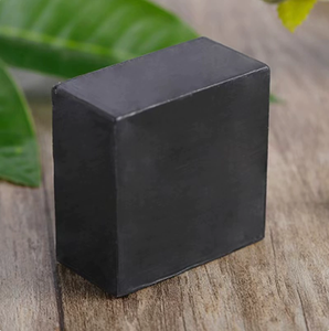 Savon solide artisanal à l'huile essentielle de charbon de bambou LovSens - Hydratant et nettoyant en profondeur, <span class=keywords><strong>mousse</strong></span> riche, tous types de peau, usage quotidien - Product Image 1