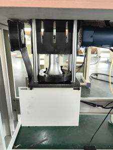 Machine à coudre ultrasonique populaire AH-200S 220V pour la fabrication de dentelle de sous-vêtements – Prix compétitif - Product Image 2
