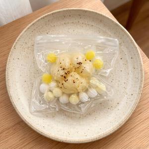 Giocattolo Morbido in TPR a Forma di Zampa di Gatto Stile Osmanthus, Giocattolo Antistress con Texture Realistica, Regalo Creativo per Bambini e <span class=keywords><strong>Adulti</strong></span> - Product Image 1