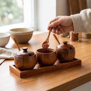 Ensemble de <span class=keywords><strong>3</strong></span> pots à épices en bois avec couvercles, cuillères et plateau – Récipients à <span class=keywords><strong>condiments</strong></span> en bois dur naturel pour rangement de cuisine - Product Image 1