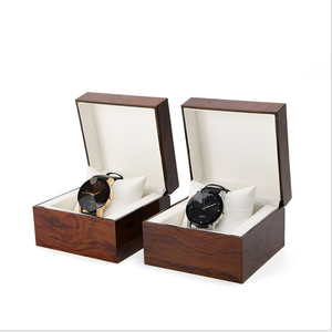 売れ筋高級ブラウン木製ウォッチボックスカスタムロゴ付き滑らかな塗装技術時計ギフト包装 - Product Image 2