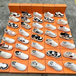 Zapatos de Mujer de Estilo Mixto, Mocasines de Cuero de Buena Calidad, Zapatos Deportivos Casuales para Mujer, Venta al Por Mayor - Product Image 4