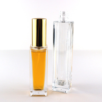 Vente en gros de flacons de parfum en verre transparent rectangulaires avec vaporisateur fin à brume, 30 ml, 50 ml, 100 ml, avec bouchon argenté, doré ou noir