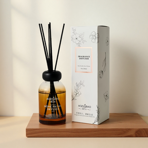 Ensemble diffuseur <span class=keywords><strong>de</strong></span> roseau <span class=keywords><strong>de</strong></span> bouteille en verre <span class=keywords><strong>de</strong></span> luxe <span class=keywords><strong>de</strong></span> 200ml pas d'aromathérapie <span class=keywords><strong>de</strong></span> feu pour la décoration intérieure désodorisant commodités d'hôtel <span class=keywords><strong>de</strong></span> ménage - Product Image 1