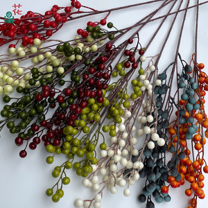 Holly - Fruta Artificial de 6.9 Pulgadas, Flor de Seda Flexible, Accesorios de Fotografía, Decoración Navideña - Product Image 1