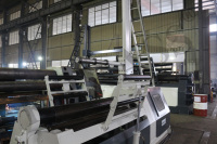 Machine à rouler CNC à 4 rouleaux de haute précision pré-pliée W12 Machine à rouler les plaques métalliques