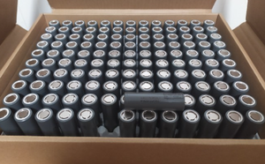 3.7V 5Ah 21700リチウムイオン充電式電池 M50LT LiCoO2カソード 14.4A放電率 800サイクル フラットトップ EV 家庭用 - Product Image 6